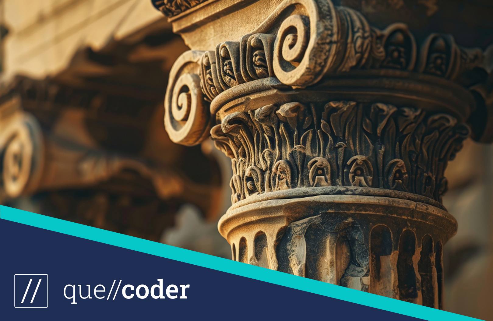 Antike Säule als Symbol für eine Pillar Page in der SEO-Content-Struktur neben dem Logo der Agentur quellcoder